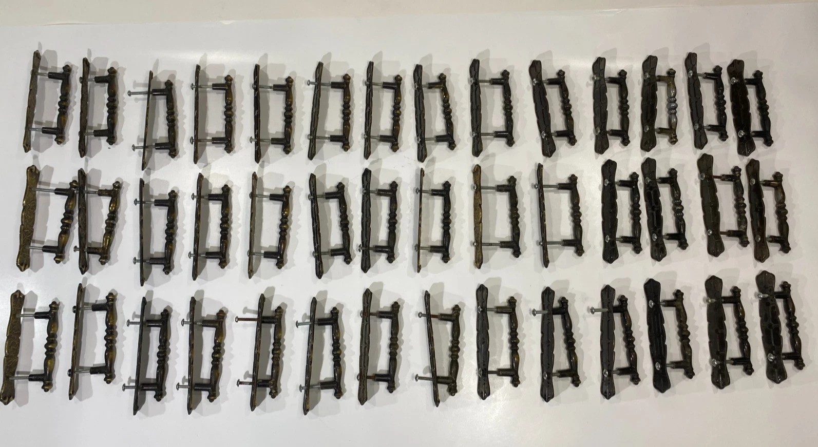 Vintage Victorian Style Cabinet Drawer Pull Handle Lot of 42 Bronze Gold Tone…
