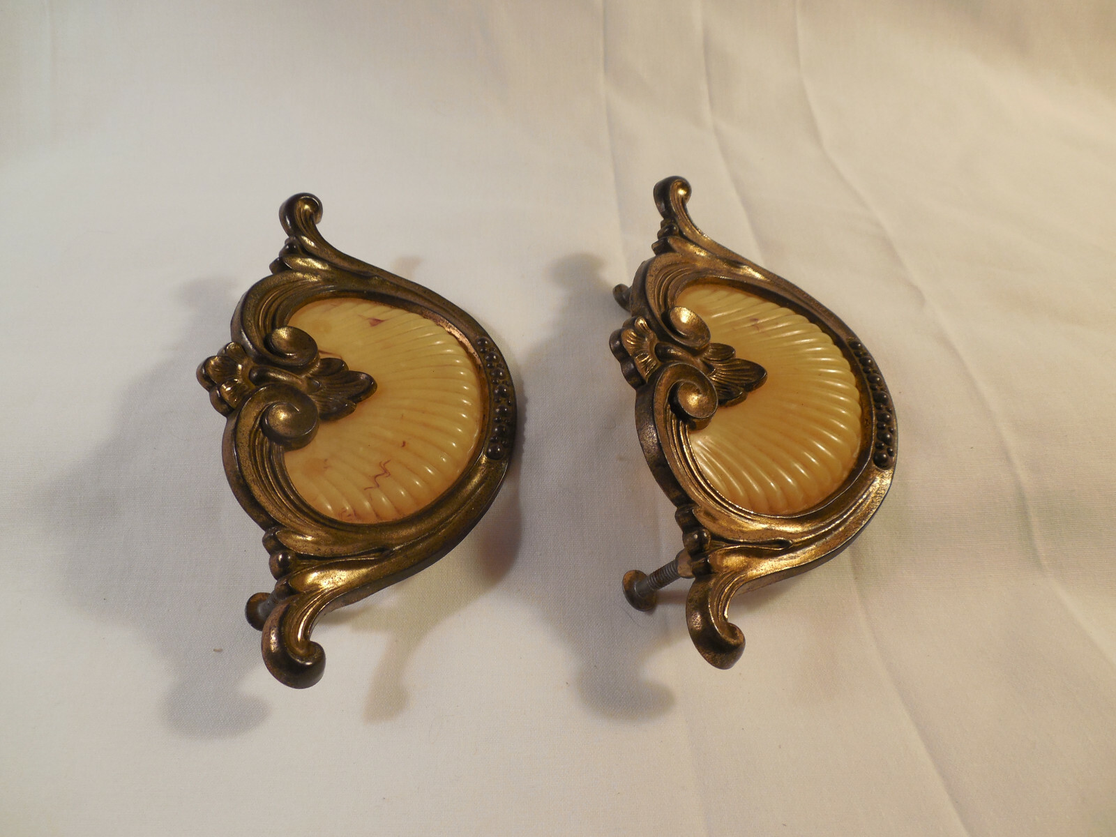Antique Keeler waterfall dresser handles pulls bakelite shell design 2pc (IN4)