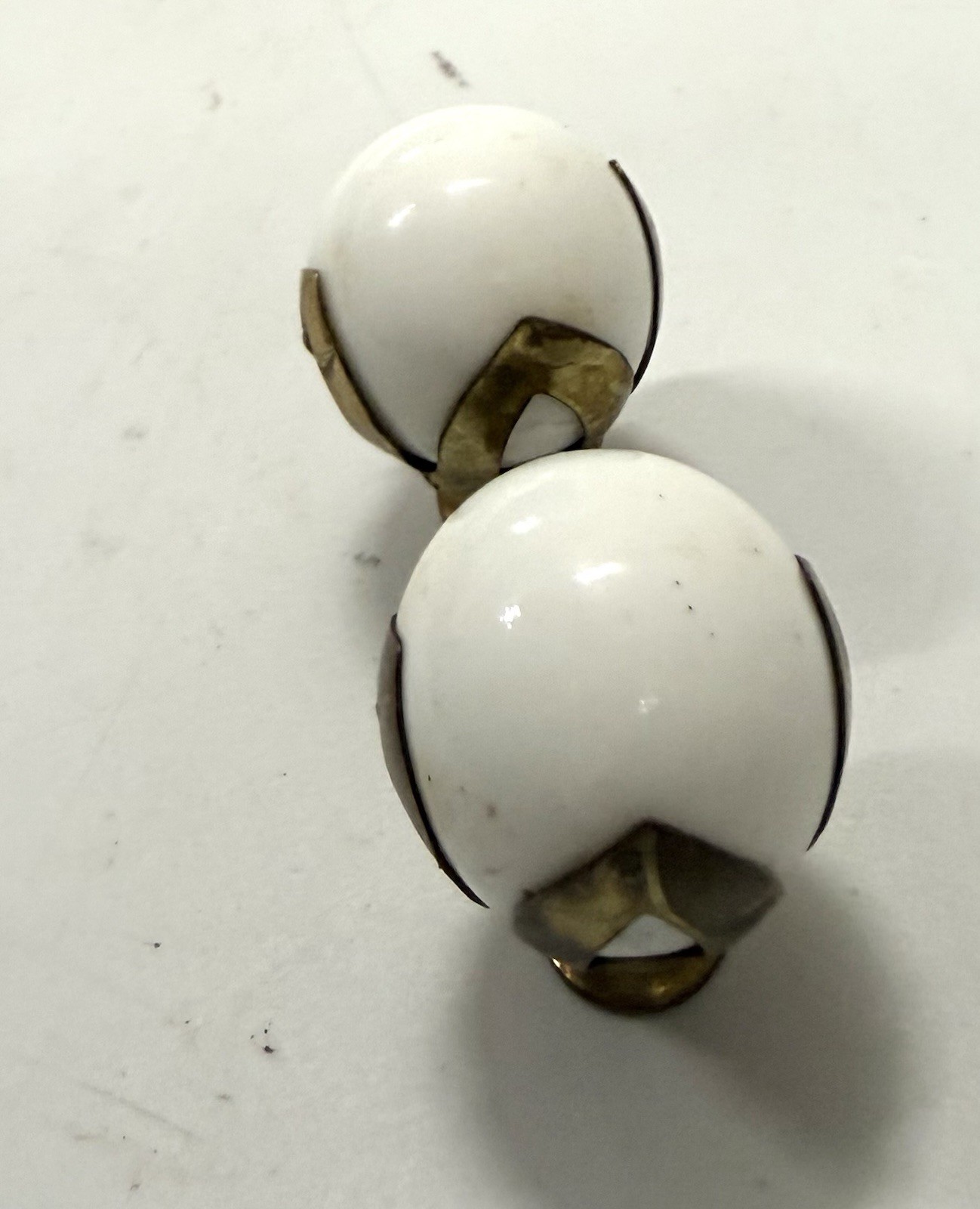 VTG Lot 2 Round Porcelain & Brass 1.25 In Drawer Cabinet Ball Pulls Knobs