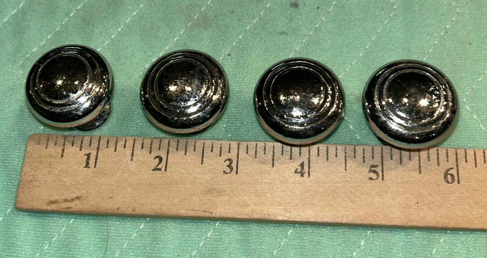 VINTAGE ART DECO CHROME DRAWER PULL CABINET DOOR KNOB Set of 4