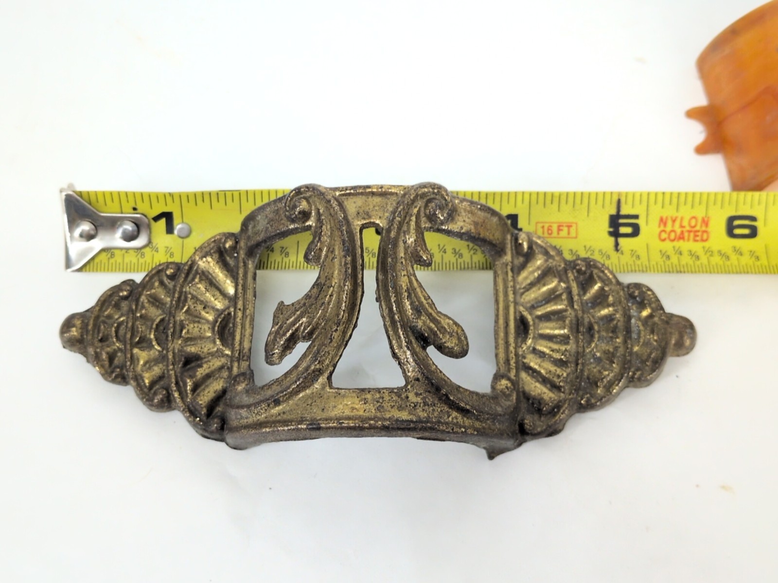 Pair Of DRAWER PULL ART DECO BOW BUTTERSCOTCH BAKELITE WATERFALL DRESSER Antique