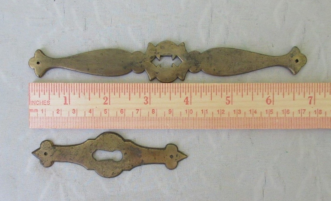 Vintage Mixed Lot Cabinets Furniture Drawer Chest Pulls Handles Locks Key Parts