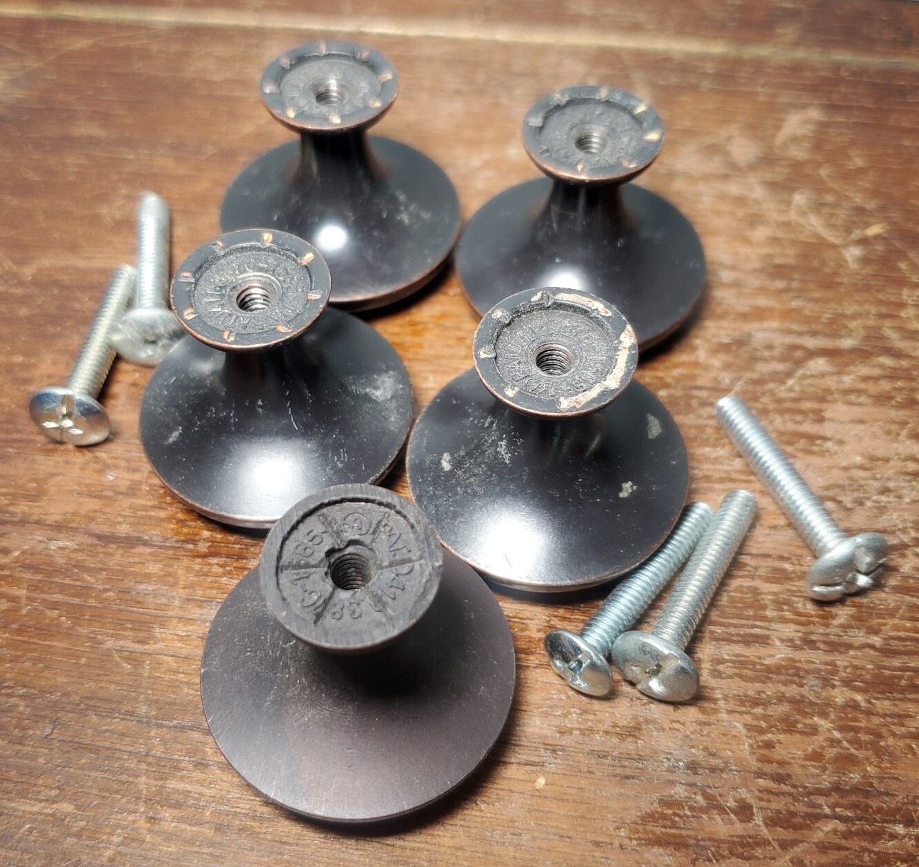 Set of 5 Brass Decorative Round Floral Drawer / Cabinet Knob Pulls 1.25″