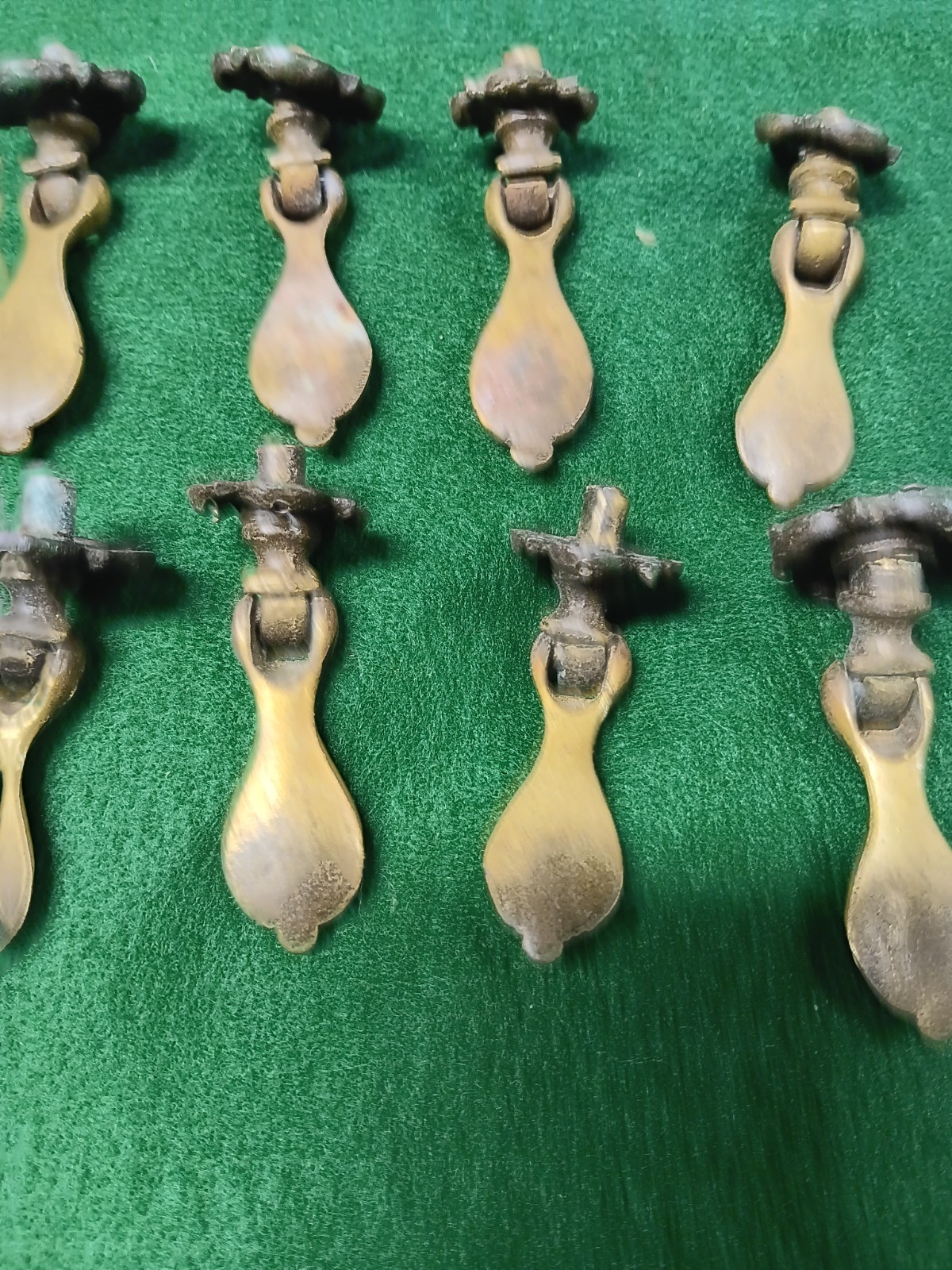 vintage/antique solid heavy brass cabinet/drawer drop pull knobs lot of 8