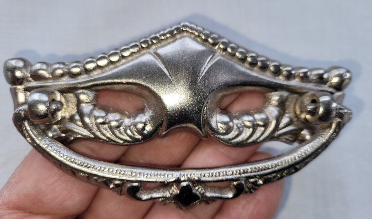 Set of 5 Nickel Plated Brass Drawer Pulls 4″ with Bail Handles