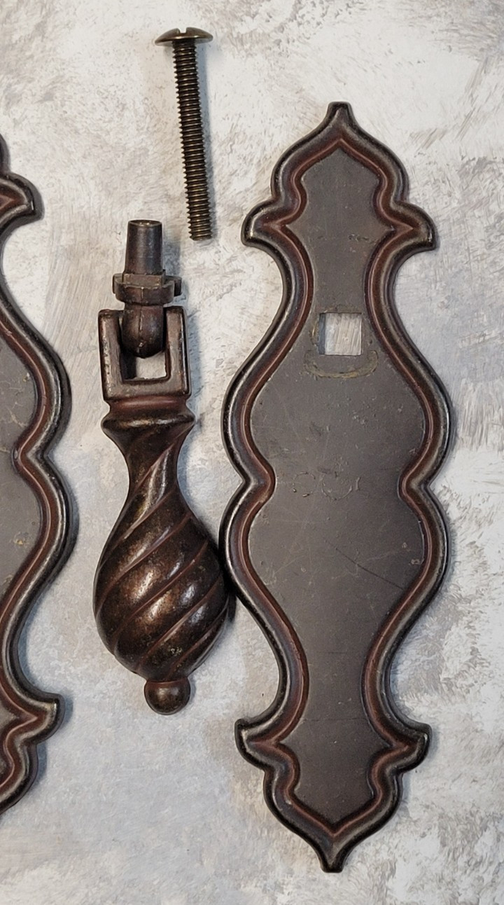 2 Vintage Hanging Teardrop Drop Drawer Pull BPC Belwith 356 Brass/Bronze Tone
