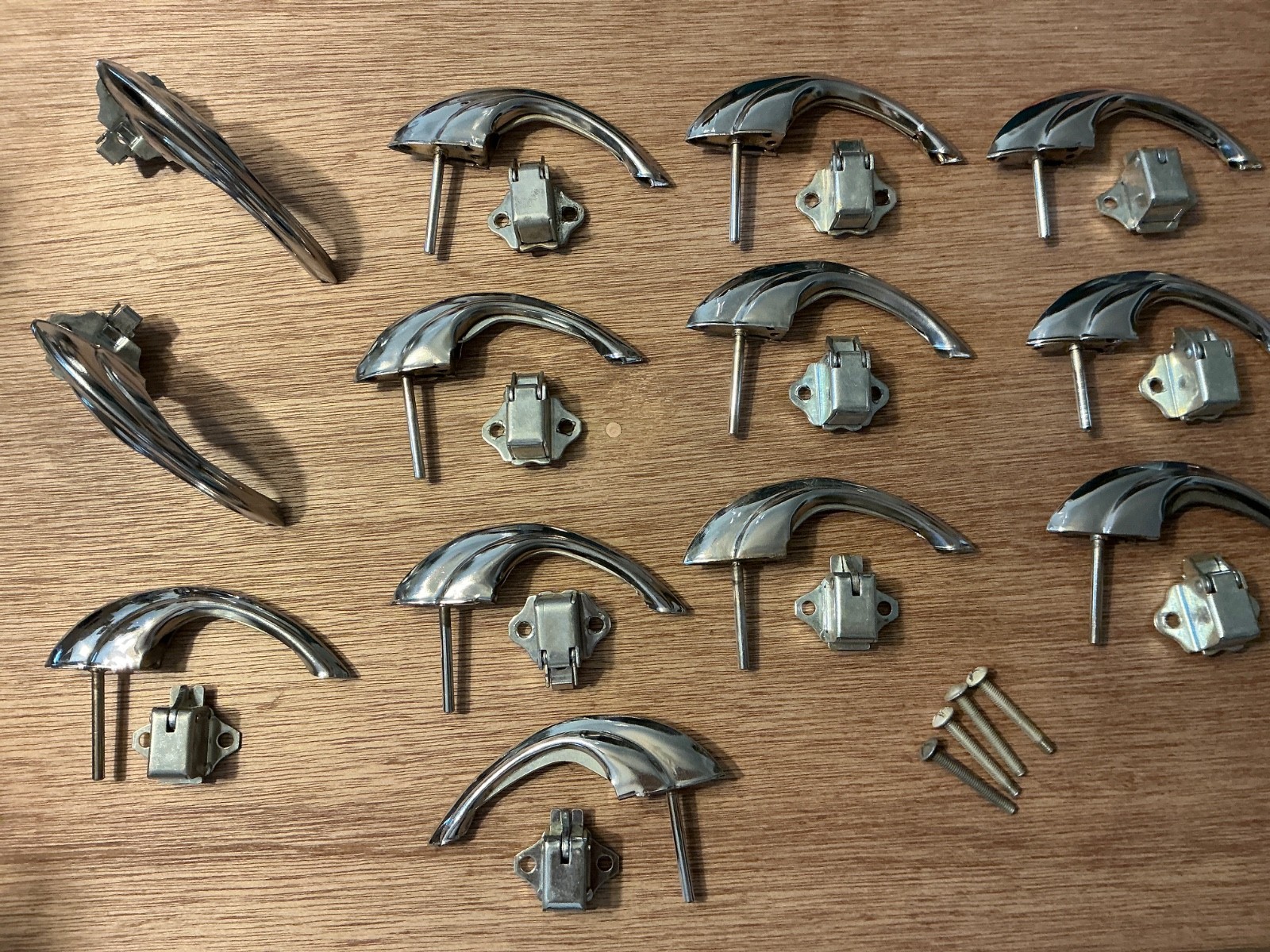 13 Vintage Mid Century Chrome Kitchen Bathroom Cabinet Door Latch Pull Handle