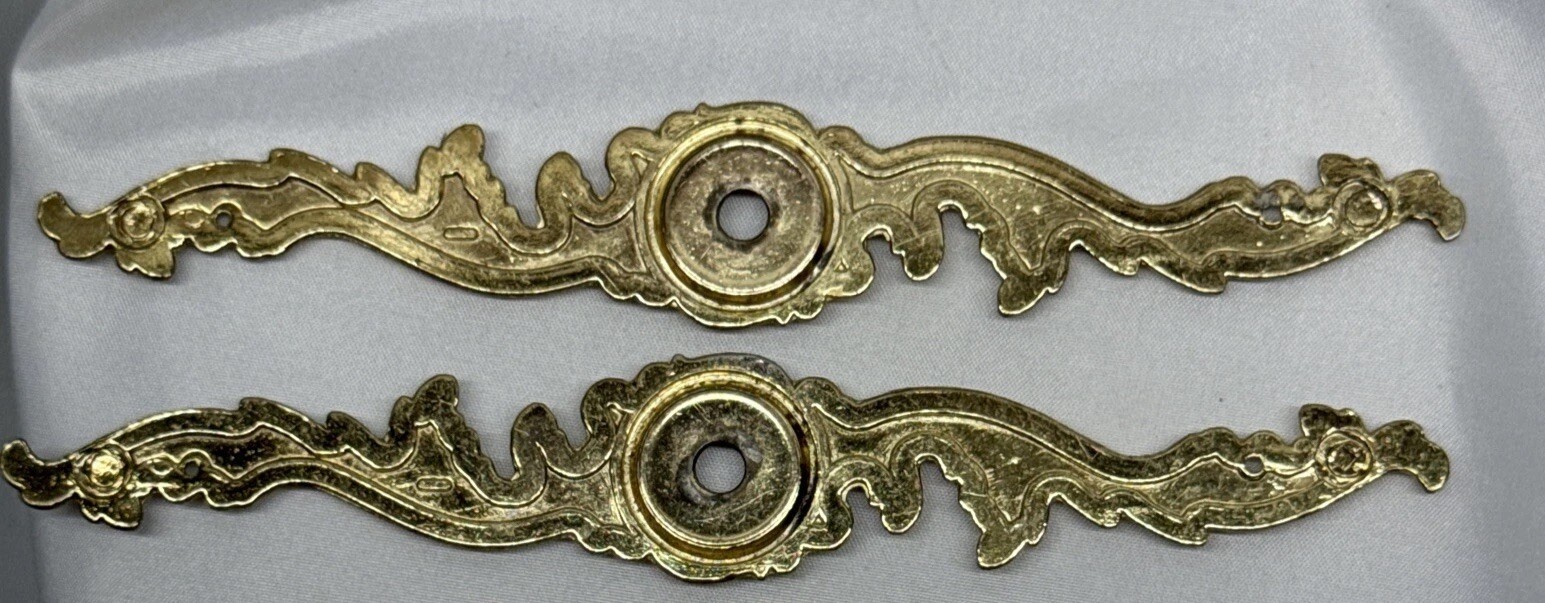 2 Vintage French Provincial Cabinet Drawer Pull Back Plates Gold White