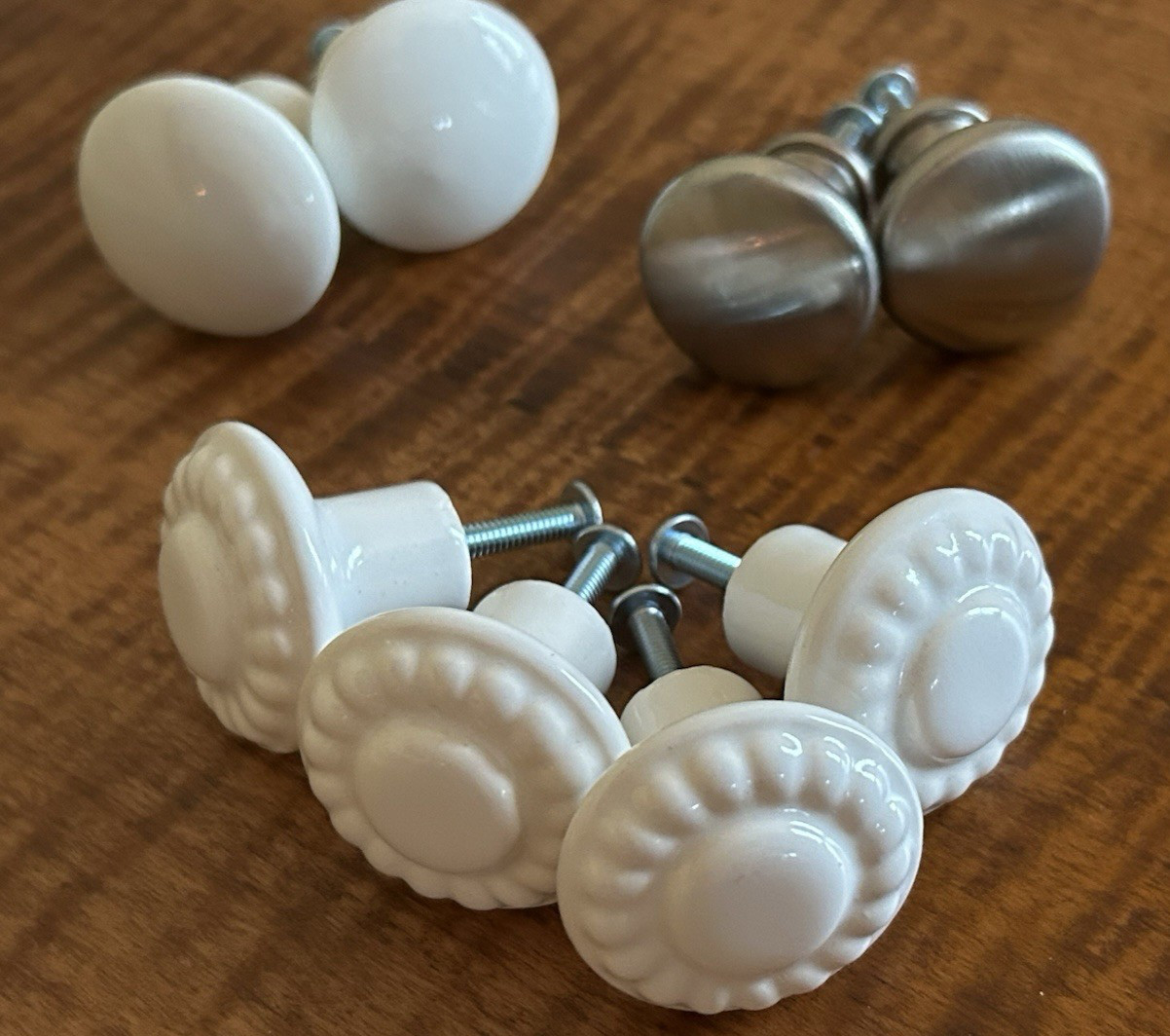 8 Drawer Pull Knobs Mixed Lot Hardware Replacement Cabinet Closet Project