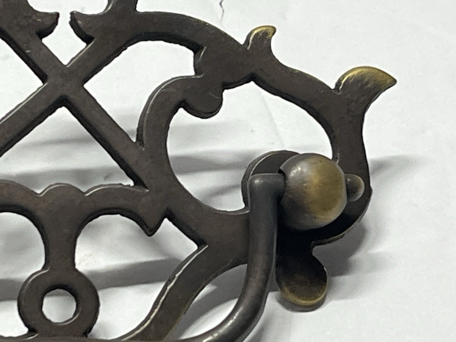 Vintage Lot (4) NOS Decorative Antique Brass Batwing Drop Bail Pulls