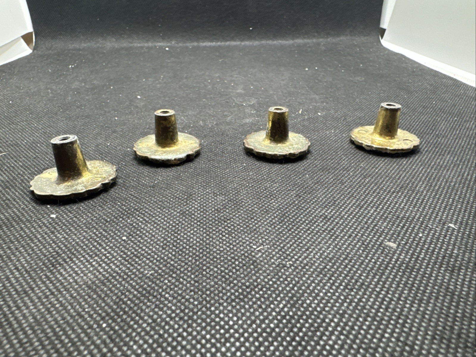 Lot of (4) 1960 Amerock Floral French Provincial Drawer Pulls/Knobs White/ Brass
