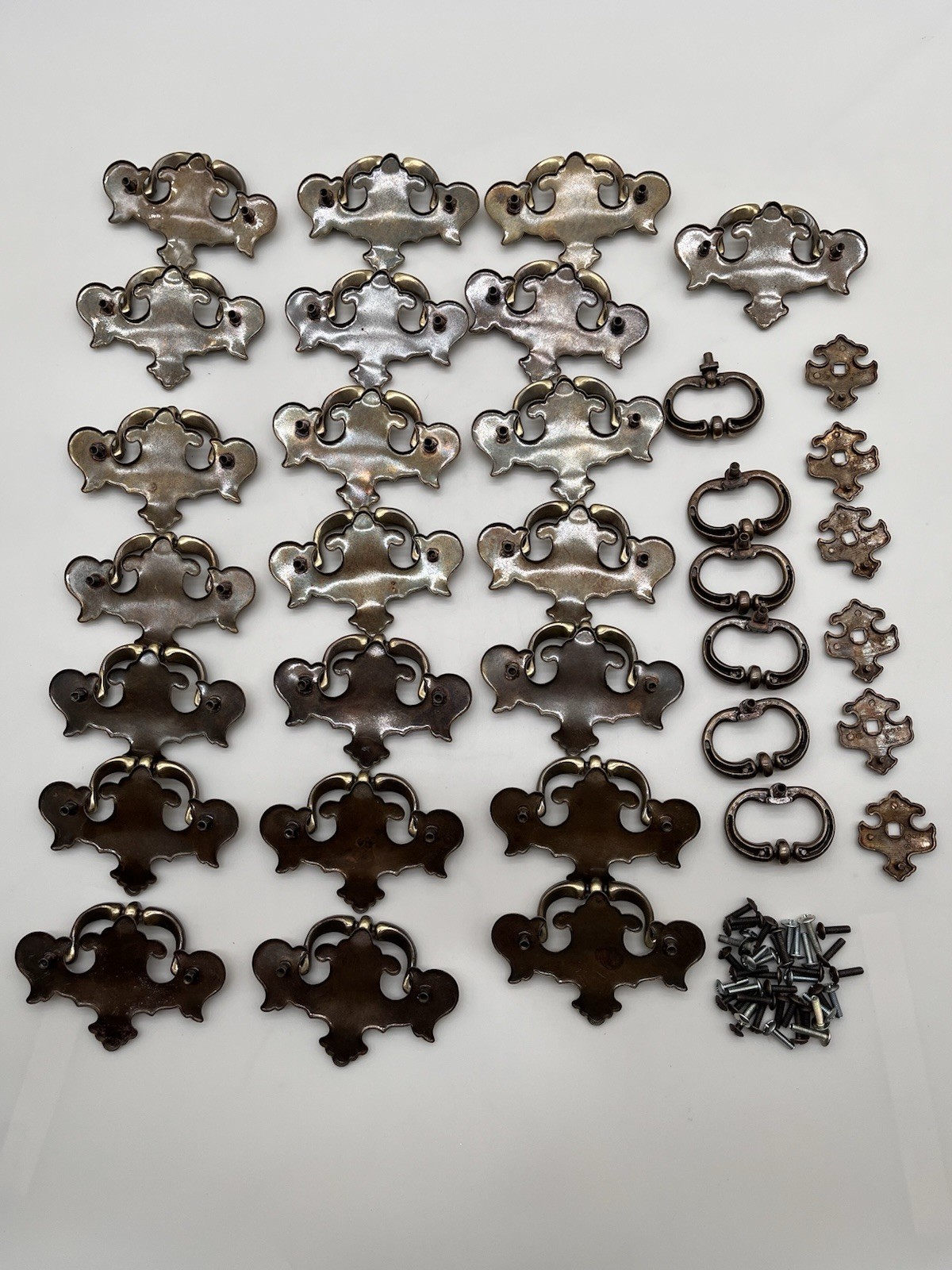 Set 22 Vtg Brass Chippendale Batwing Drawer Pulls Bail Handles & 6 Ring Pulls