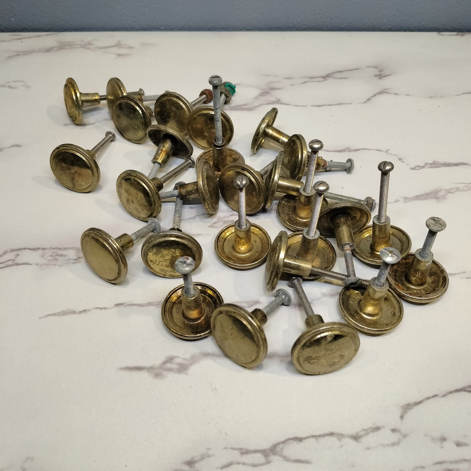 Antique style Brass Round Top Button Style Door/Drawer Knob Pulls Lot Of 27 USED