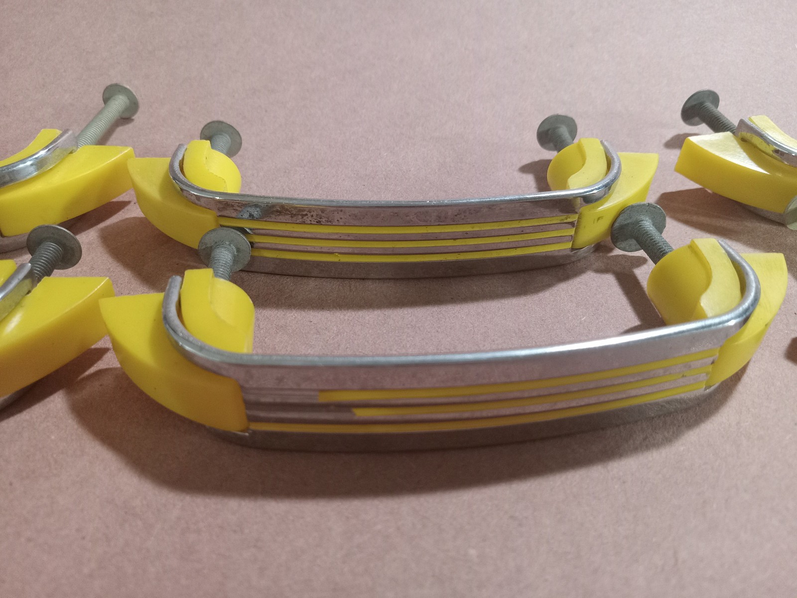 Lot of 6 VTG Art Deco Drawer Pulls Yellow Plastic 1930’s Streamline Moderne