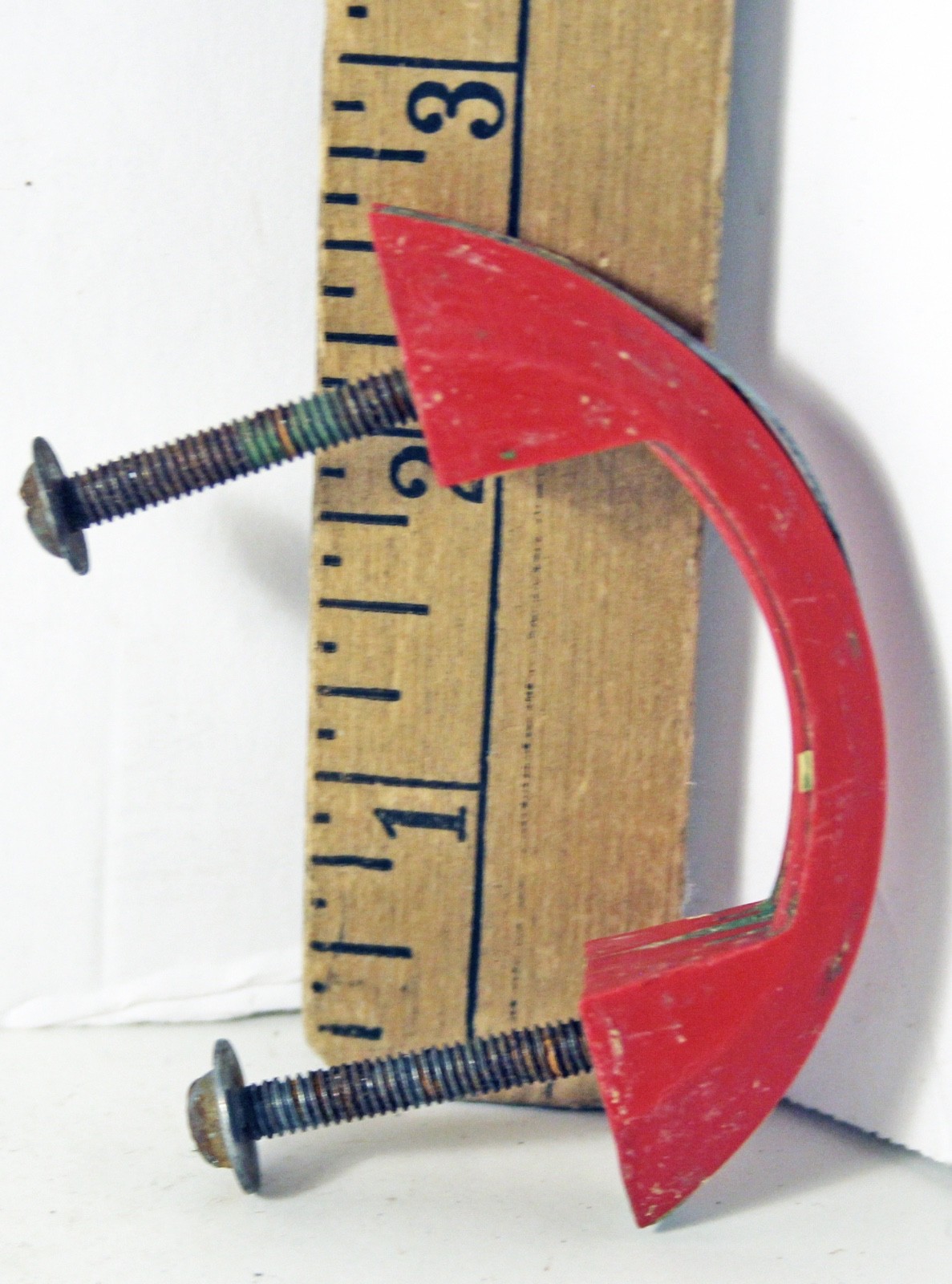 Lot 11 MCM Art Deco Plastic & Chrome Kitchen Drawer Dresser Pulls