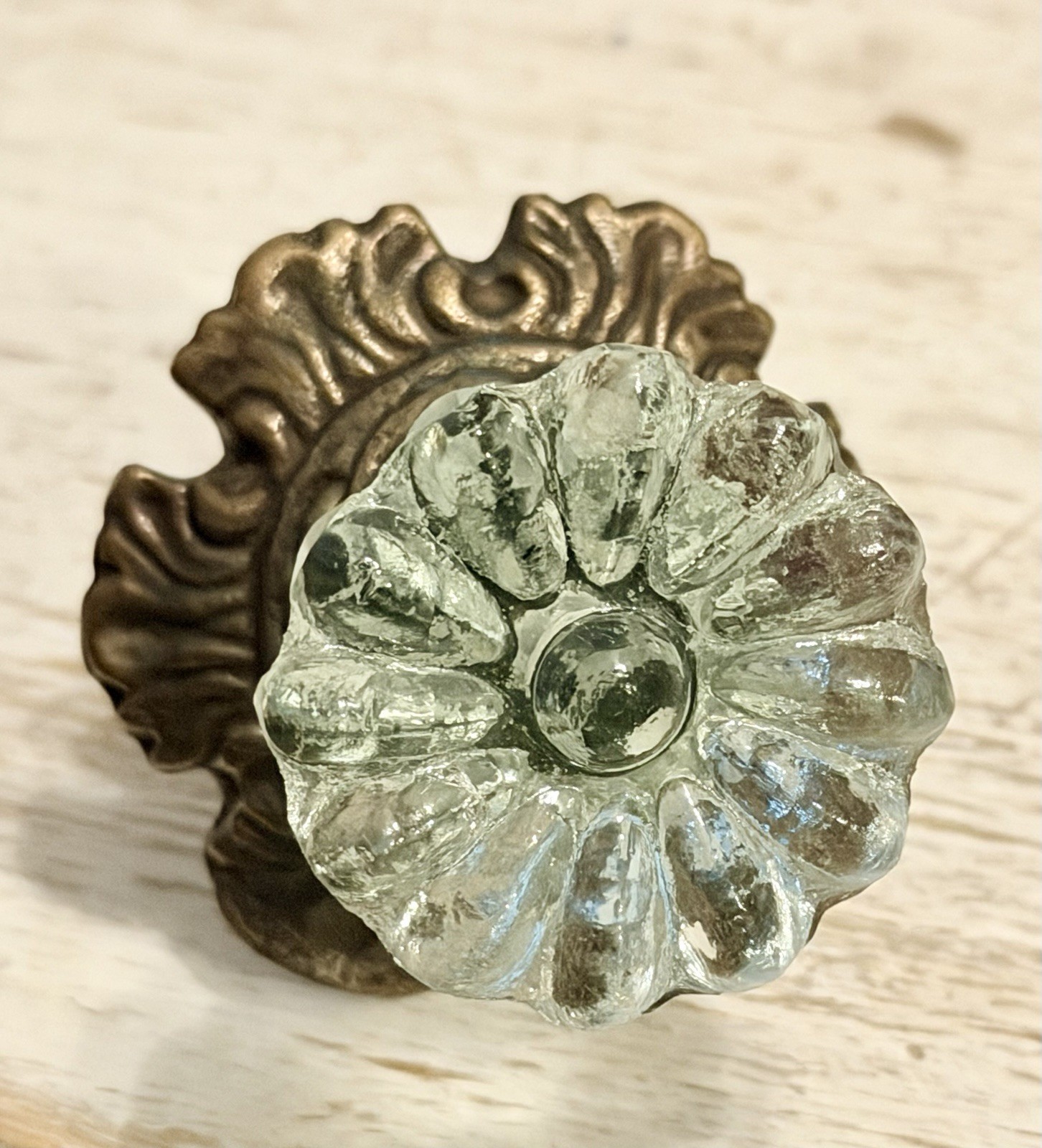 2 Antique Brass w/Glass Drawer Pulls Hardware Handles Vintage Cabinet Door Knob