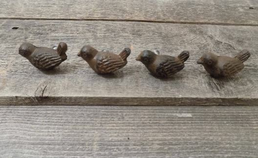 4 CAST IRON BIRD CABINET KNOBS PULLS DRAWER DRESSER HANDLES RUSTIC BIRDS SPARROW