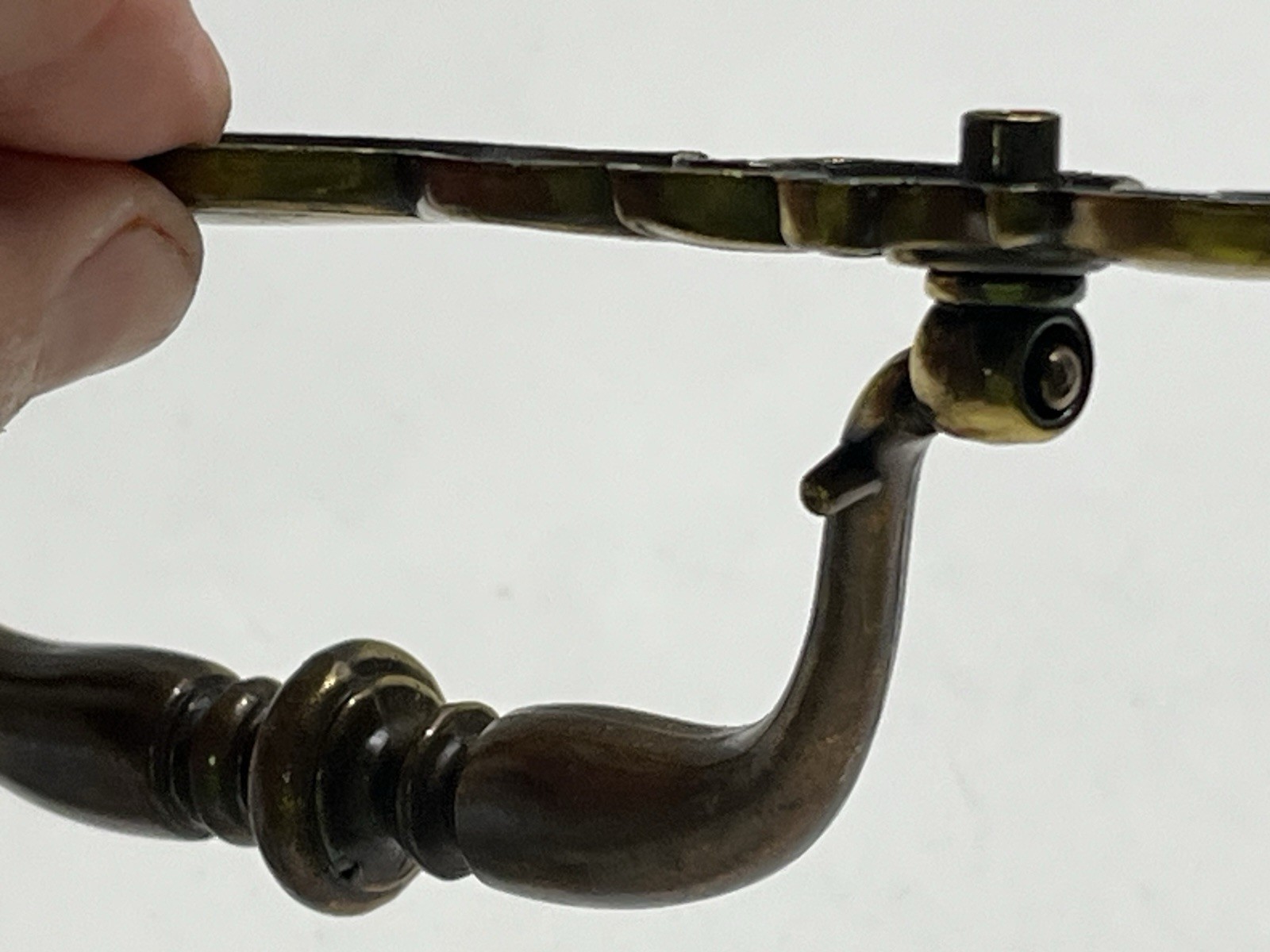 Vtg.NOS Heavy Brass Plated Chippendale Style W/Keyhole Center Drop Bail Pull