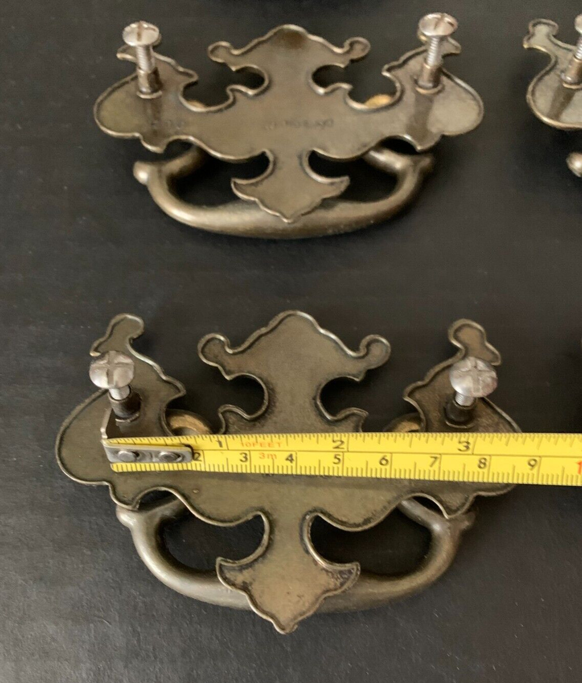 Vtg KBC Keller Brass Colonial Metal Batwing Drawer Pulls Screws 3″CC – Lot(s) 12