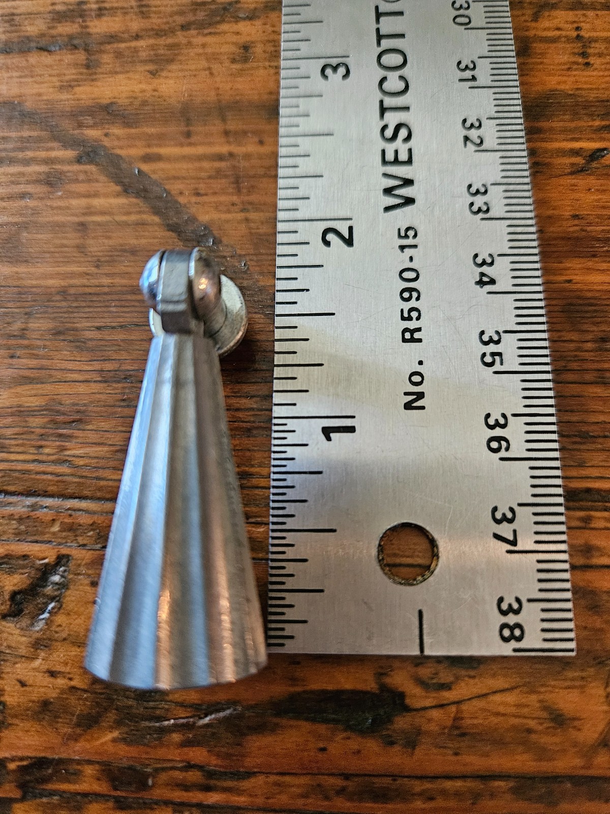 4 Vintage Art Deco / Mid Century Fluted Cone Drop Pendant Drawer Pulls