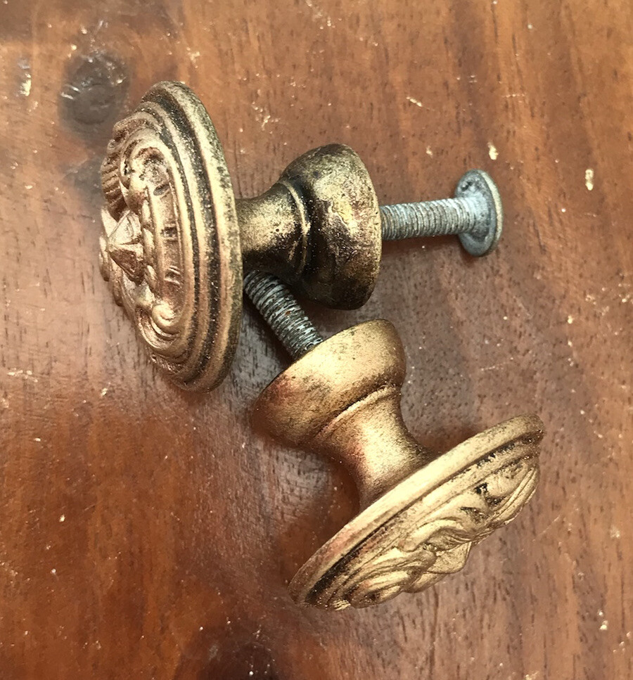 Vintage French drawer pull antique brass Provincial Door Dresser ￼round 1 ¼” dia