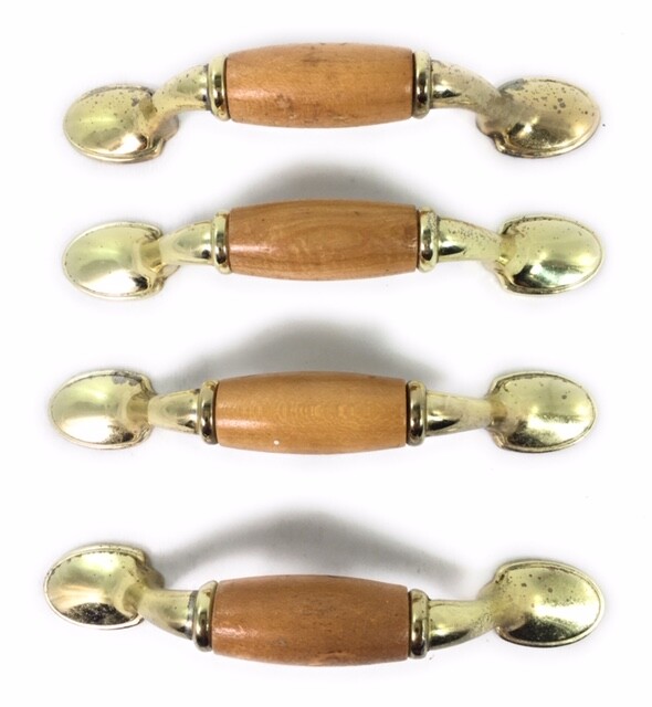 One Drawer Pull Handle Brass & Wood Fixed Grip for Cabinetu Dresser 5″ Wide