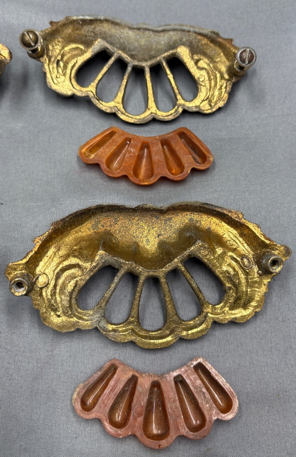 6 Vintage Art Deco Tortoiseshell Bakelite Drawer Pulls 4″ Handle Waterfall style