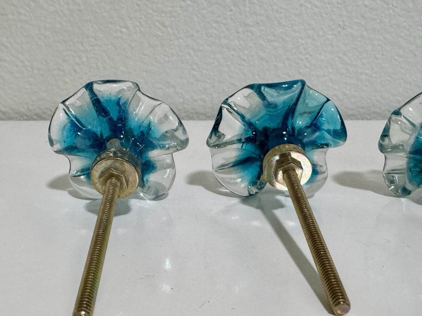Set Of 4 Vintage(?) Blue Clear Blown Glass Flower Cabinet Drawer Knobs Pulls