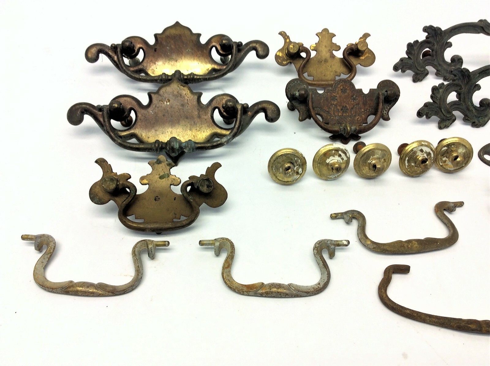 Antique & Vintage Mixed Lot –Brass Metal Drawer Pulls, Handles, Parts & Hardware