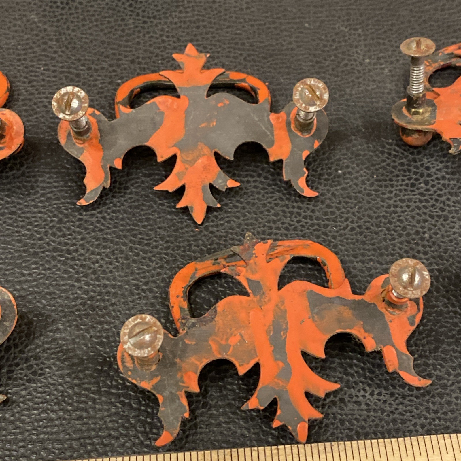 Antique Set Of 7 Chippendale Batwing Drop Style Metal Drawer Pulls Vtg Handles