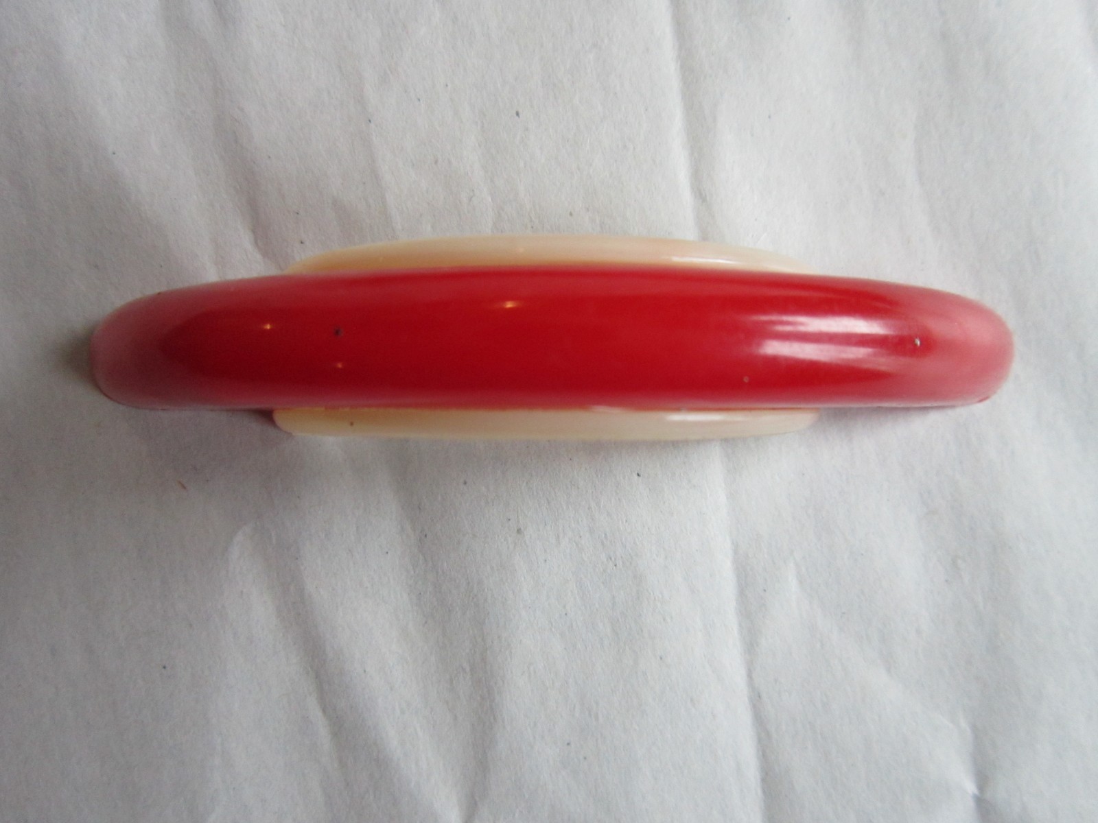 Set of 6 Vintage Red & White Plastic Art Deco Drawer / Cabinet Pulls – Unused