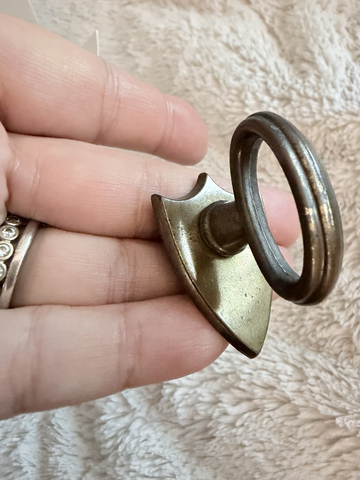 Lot of 10 Vintage KBC Keeler Brass Co Shield Cabinet Knobs Drawer Pulls 4599