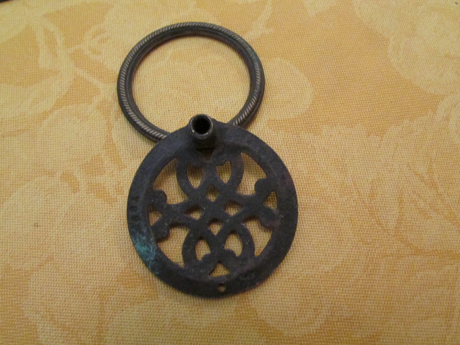 Set of 6 Matching Vintage Round Ornate Metal Brass Drawer Furniture Pulls w/bail