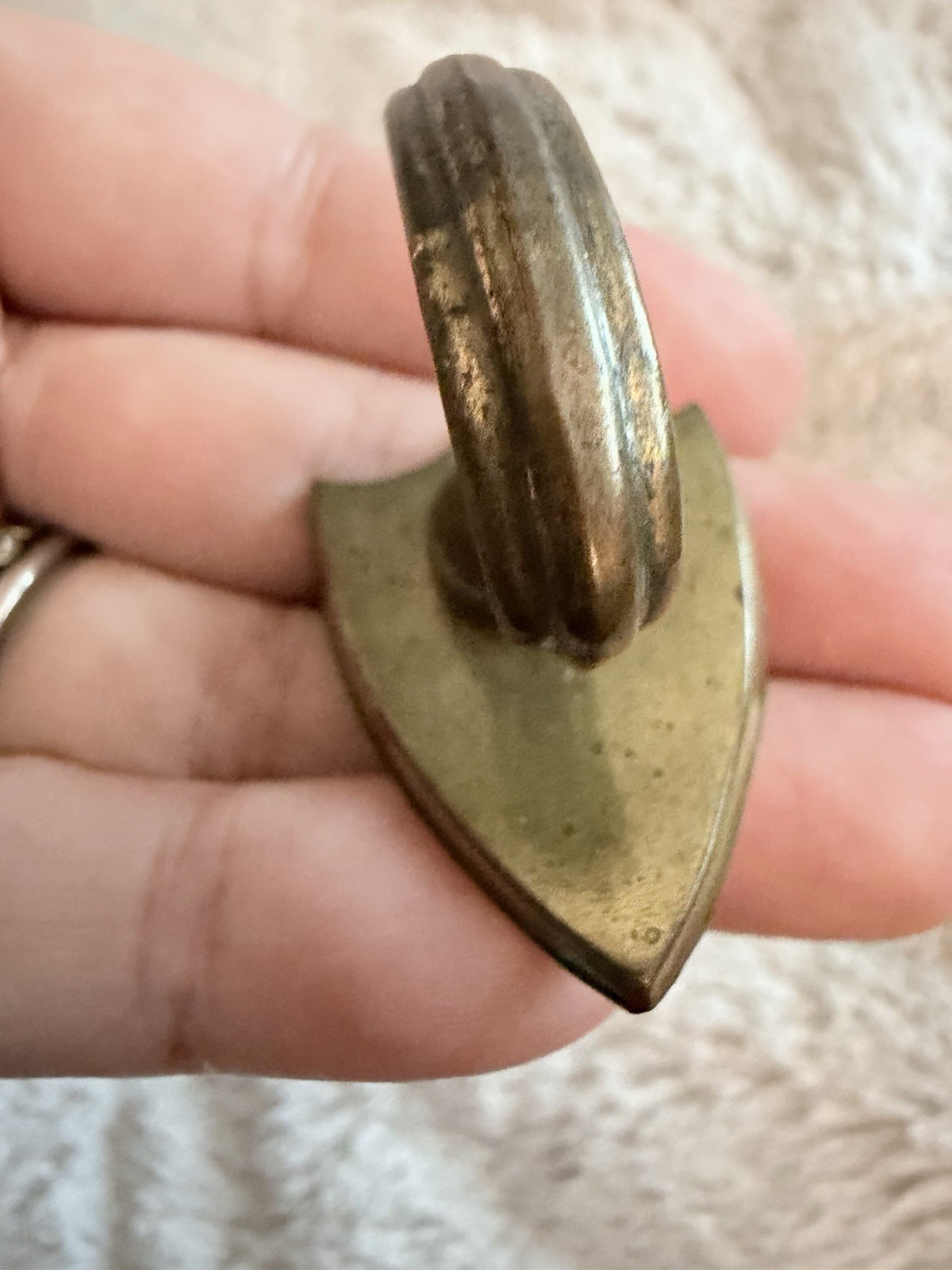 Lot of 10 Vintage KBC Keeler Brass Co Shield Cabinet Knobs Drawer Pulls 4599