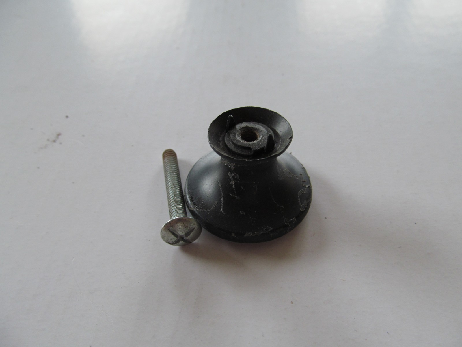 VTG Hammered Black Cabinet Knob Pull Round 1 1/4″