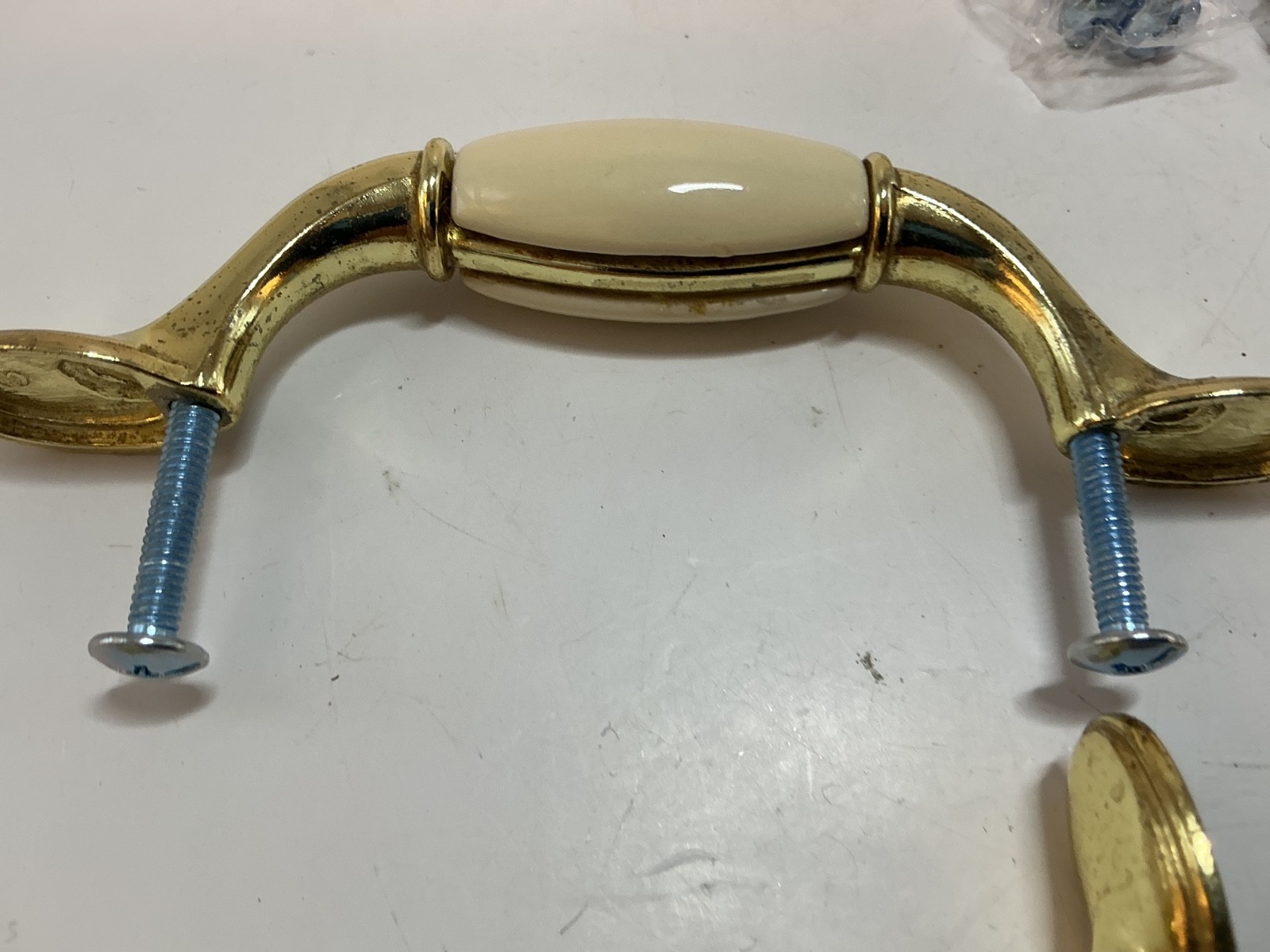 Vintage Door Drawer pulls Beige with gold tone lot of 5 Used