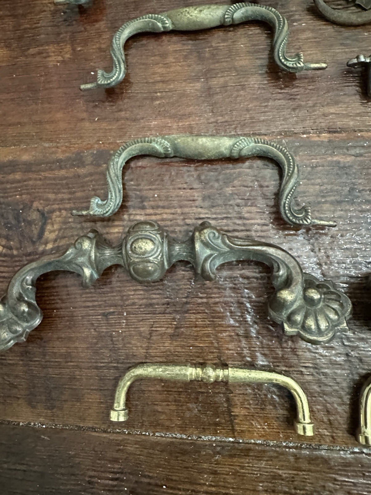Antique & Vintage Mixed Lot Brass Metal Drawer Pulls Handles Parts & Hardware