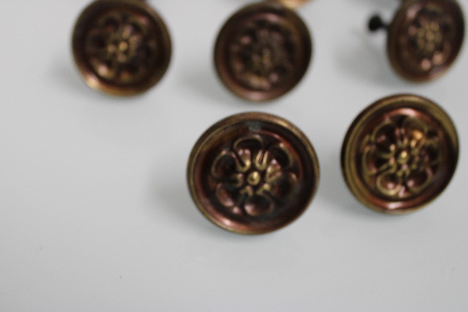Vintage Brass Tone Floral Cabinet Knob Drawer Pull 1.5″ Round Single