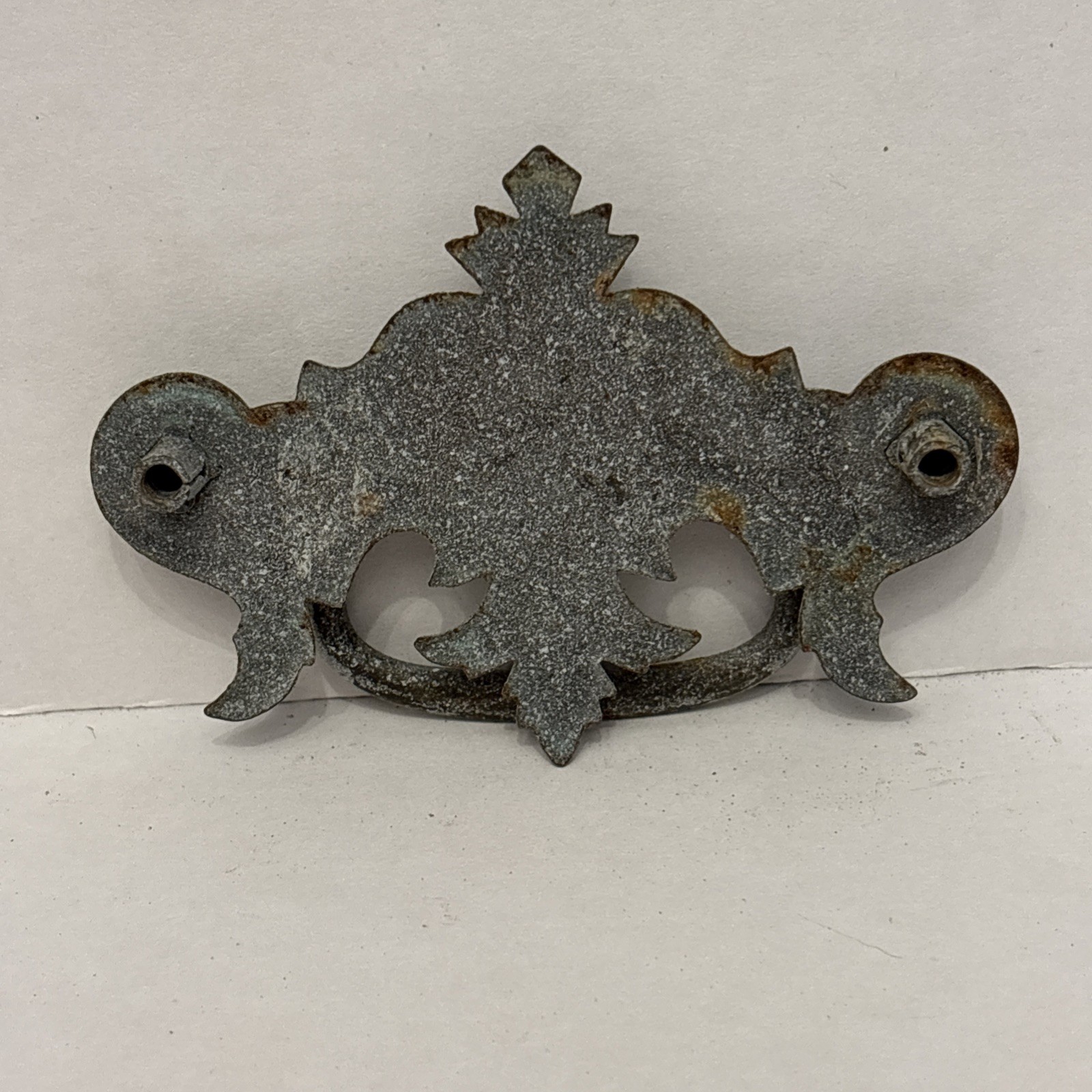 Vintage Chippendale Batwing Drawer Pull 3″ Screw Centers 3.5″ Handle Brass