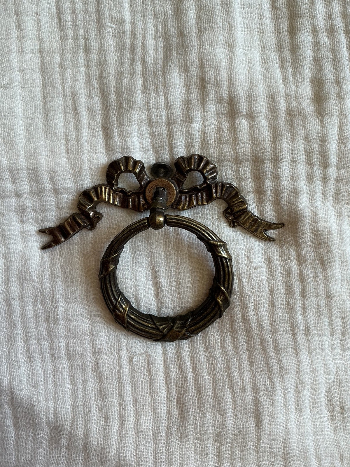 5 Vintage KBC Keeler Brass N2243 N1564 Bow Wreath Ring Drawer Pulls 4”