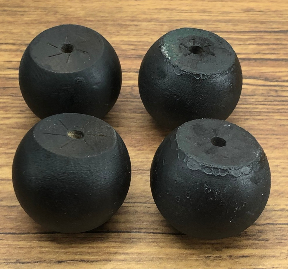 Vintage Lot of 4 – Black Wooden Round Ball Knobs Pulls Handles 1.5″ Wide #067
