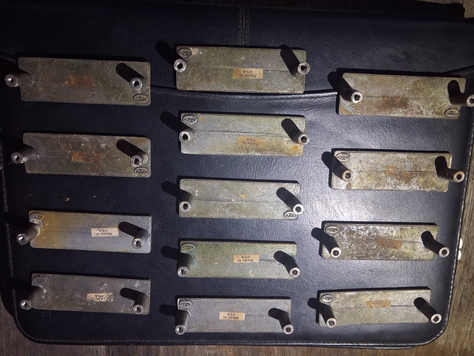 KE Rectangular Floral Metal Drawer Pulls Set of “17” Orange Green Red Salvage