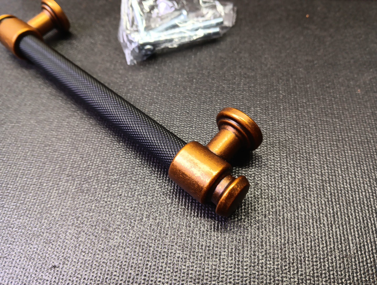 10 Pack 5 Inch Black and Antique Brass Kitchen Cabinet Handles Knurled (bn)