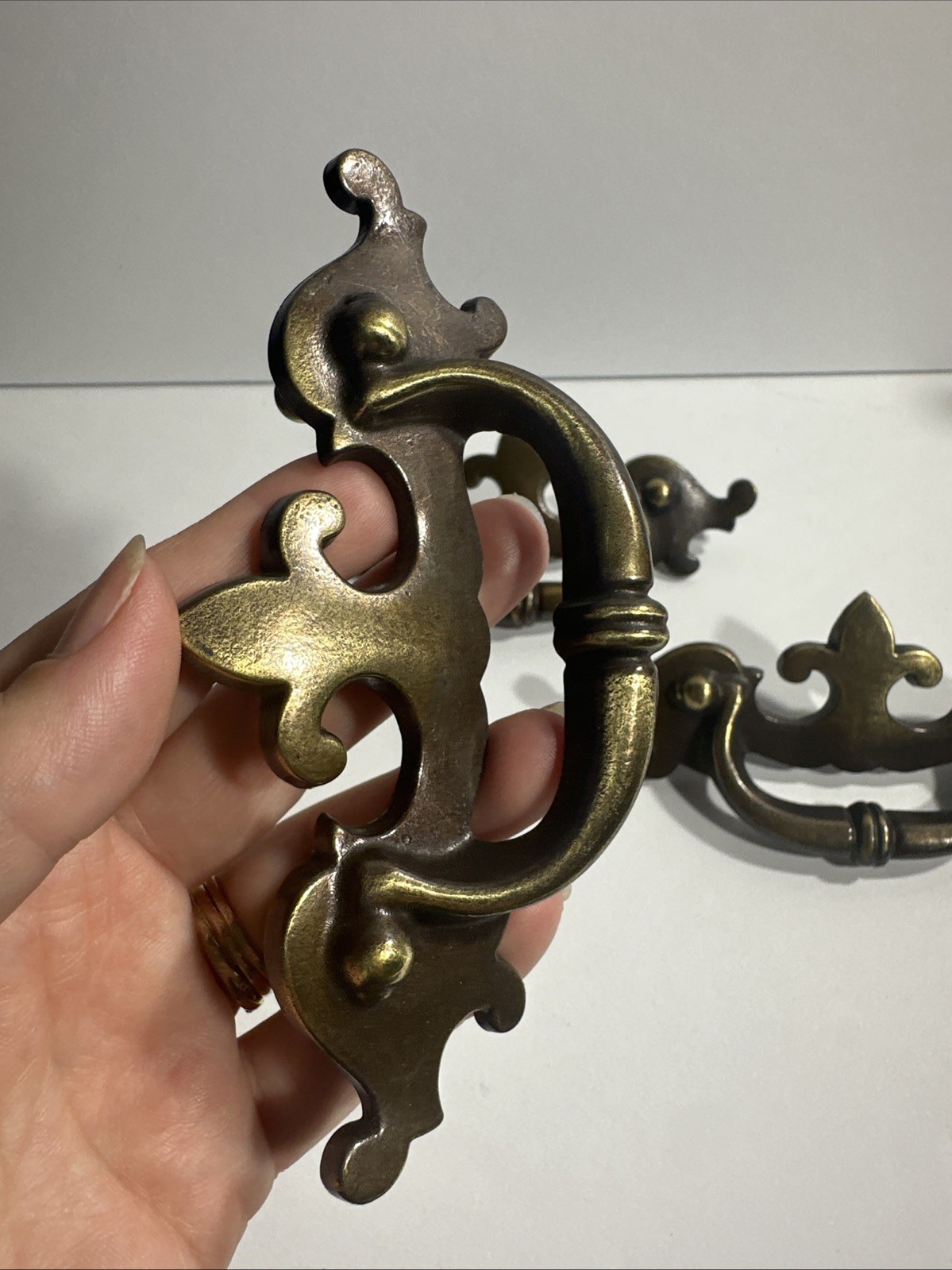 3 Vintage Brass Drawer Pulls Handel Fleur De Lis Keeler Brass Co. Screws #8493