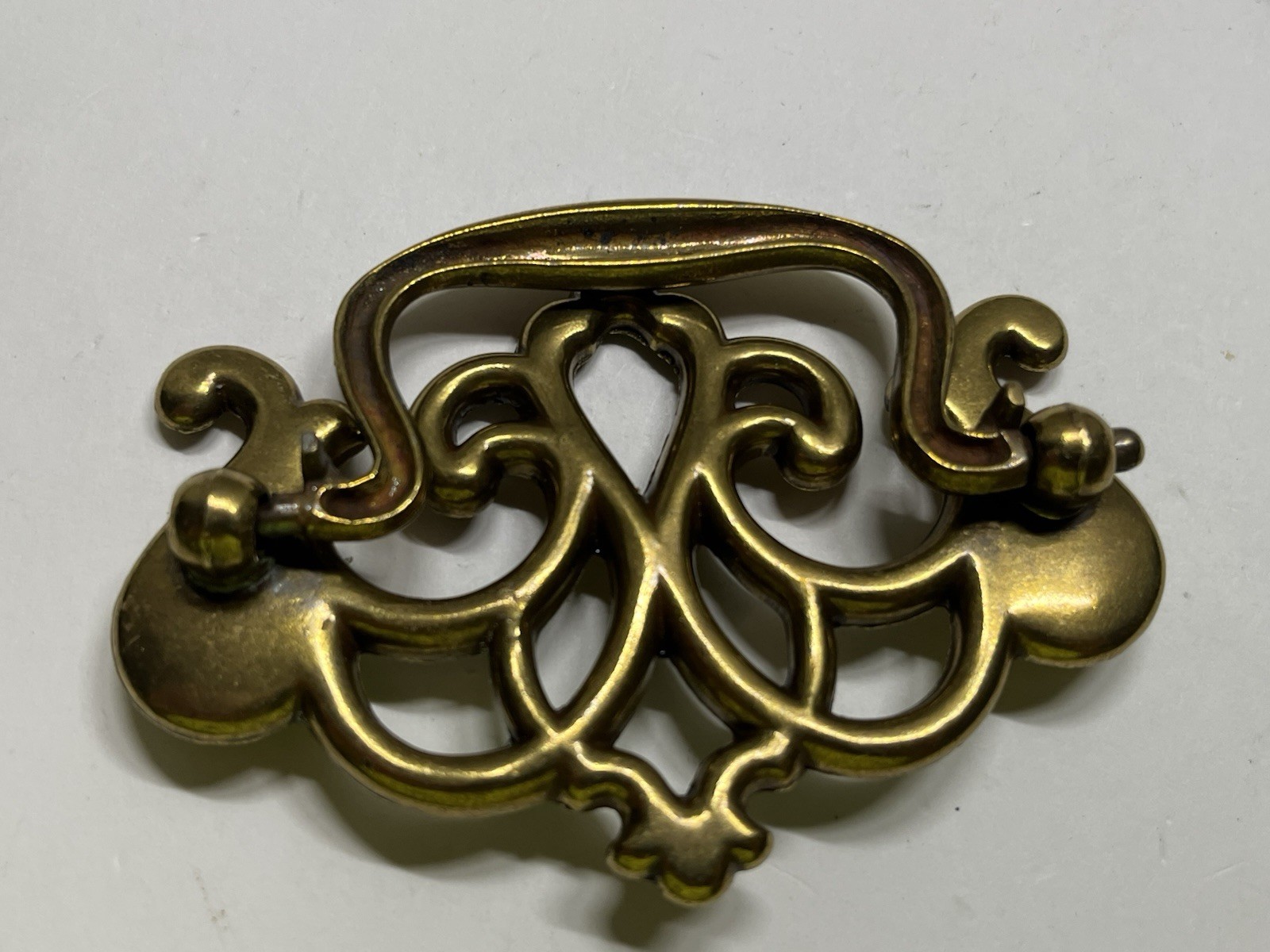 Vintage Lot (11) NOS KBC Brass Plated Chippendale/Batwing Style Drop Bail Pulls