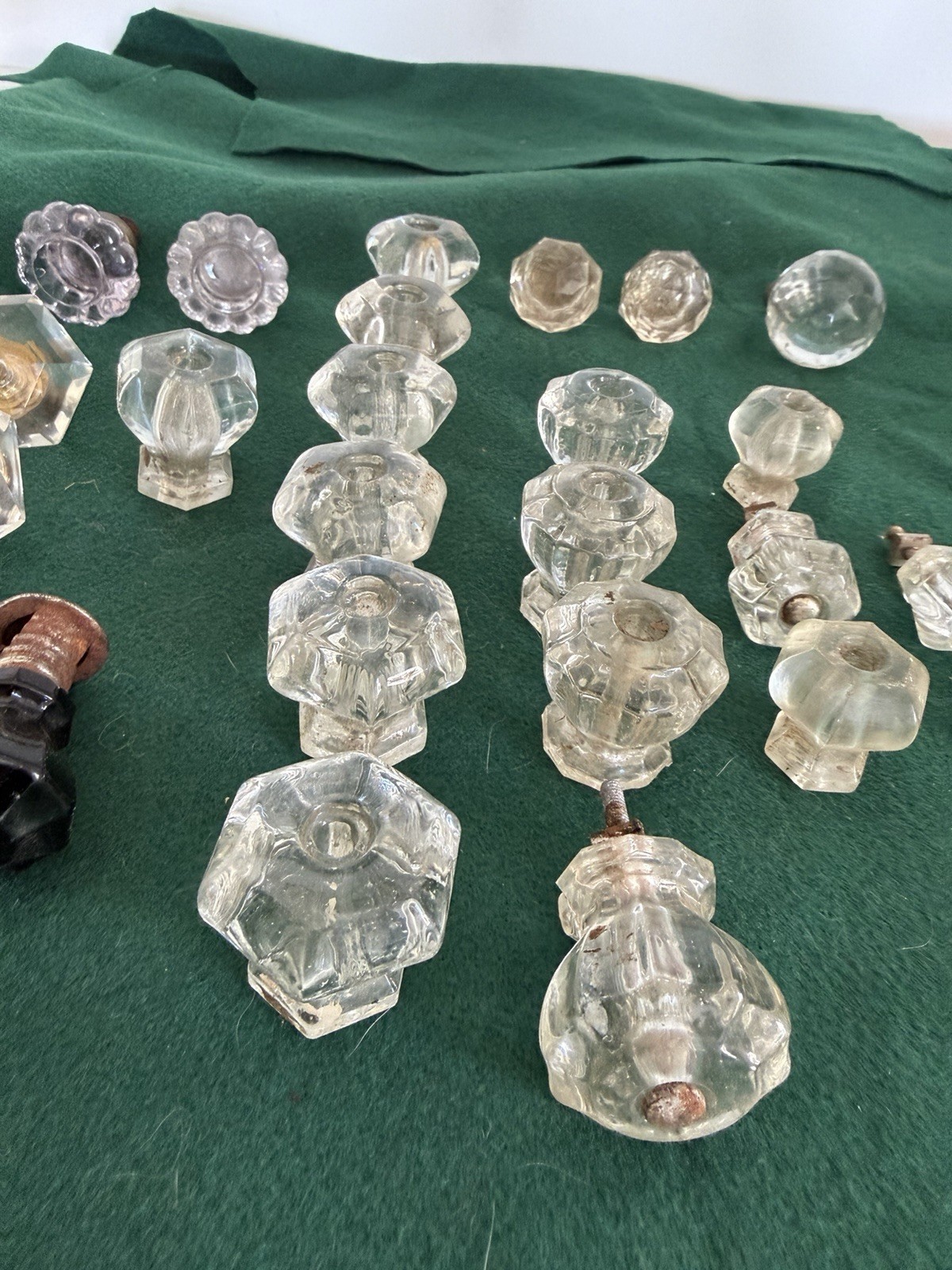 26 Assorted Antique Clear, Black, Purple Glass Drawer Pulls 2 Floral, 3 Faceted