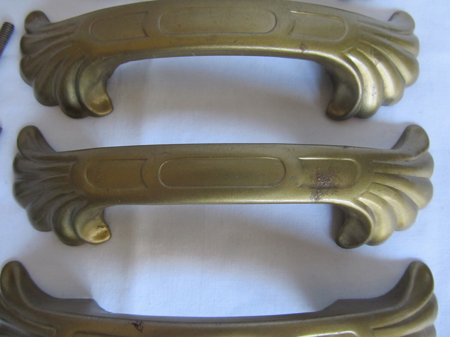 4 Vintage Art Deco Waterfall Metal Drawer Handles Pulls 5 5/8″ 4 1/4″ on center