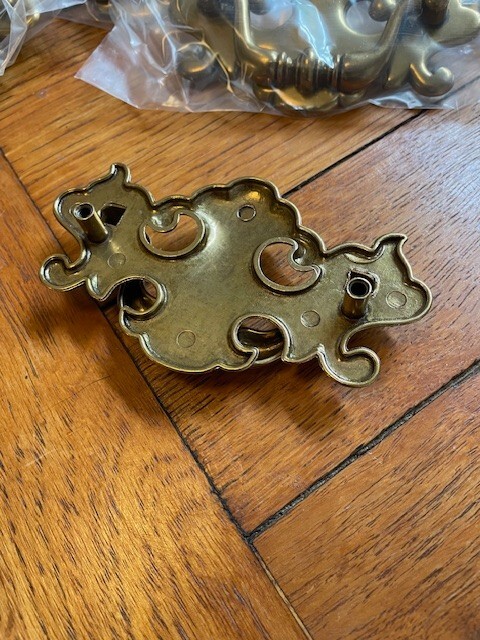 Set of 25 NEW Brass Chippendale Batwing Drawer Hardware Pull 3″ center