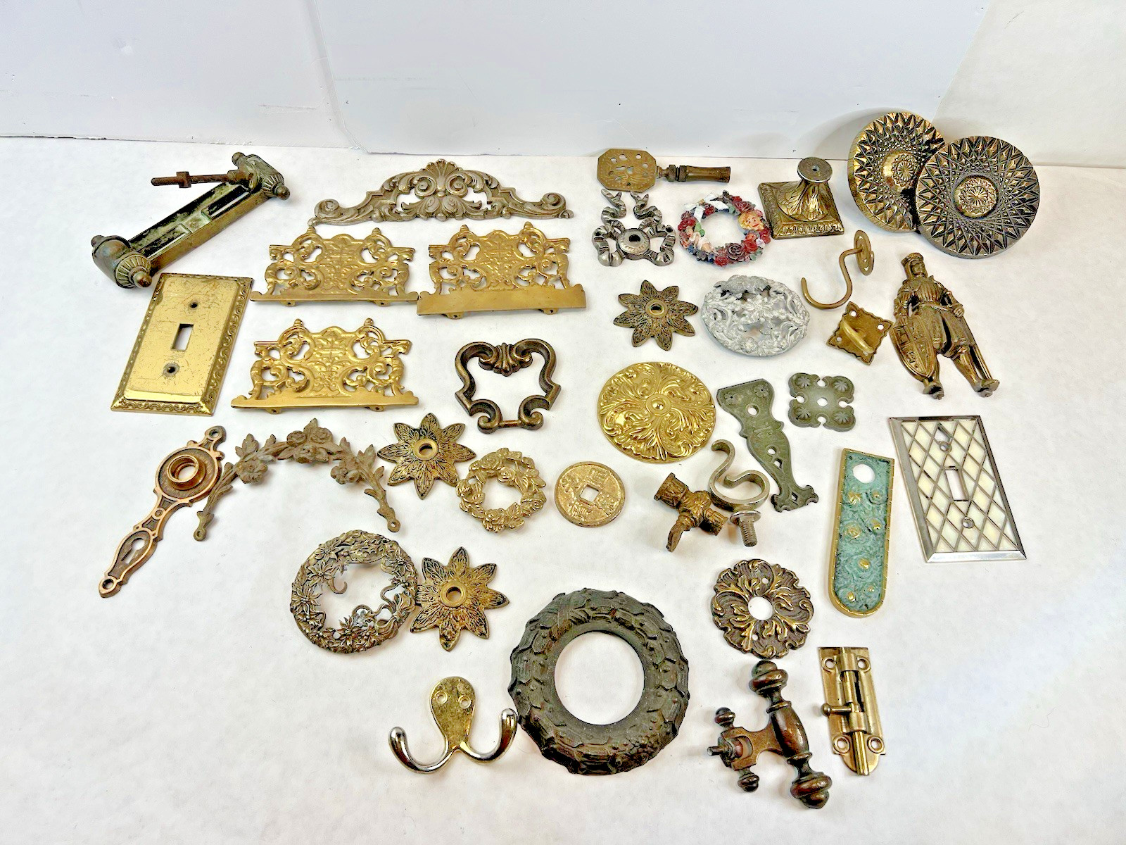 JUNK LOT of Antique Salvaged Brass Drawer Pull knobs – Steampunk art ideas!