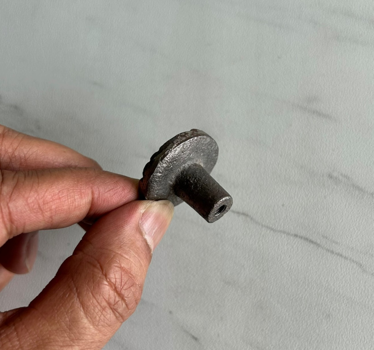 Vintage Cast Iron Victorian Cabinet Drawer Knob Pull Handles 2x